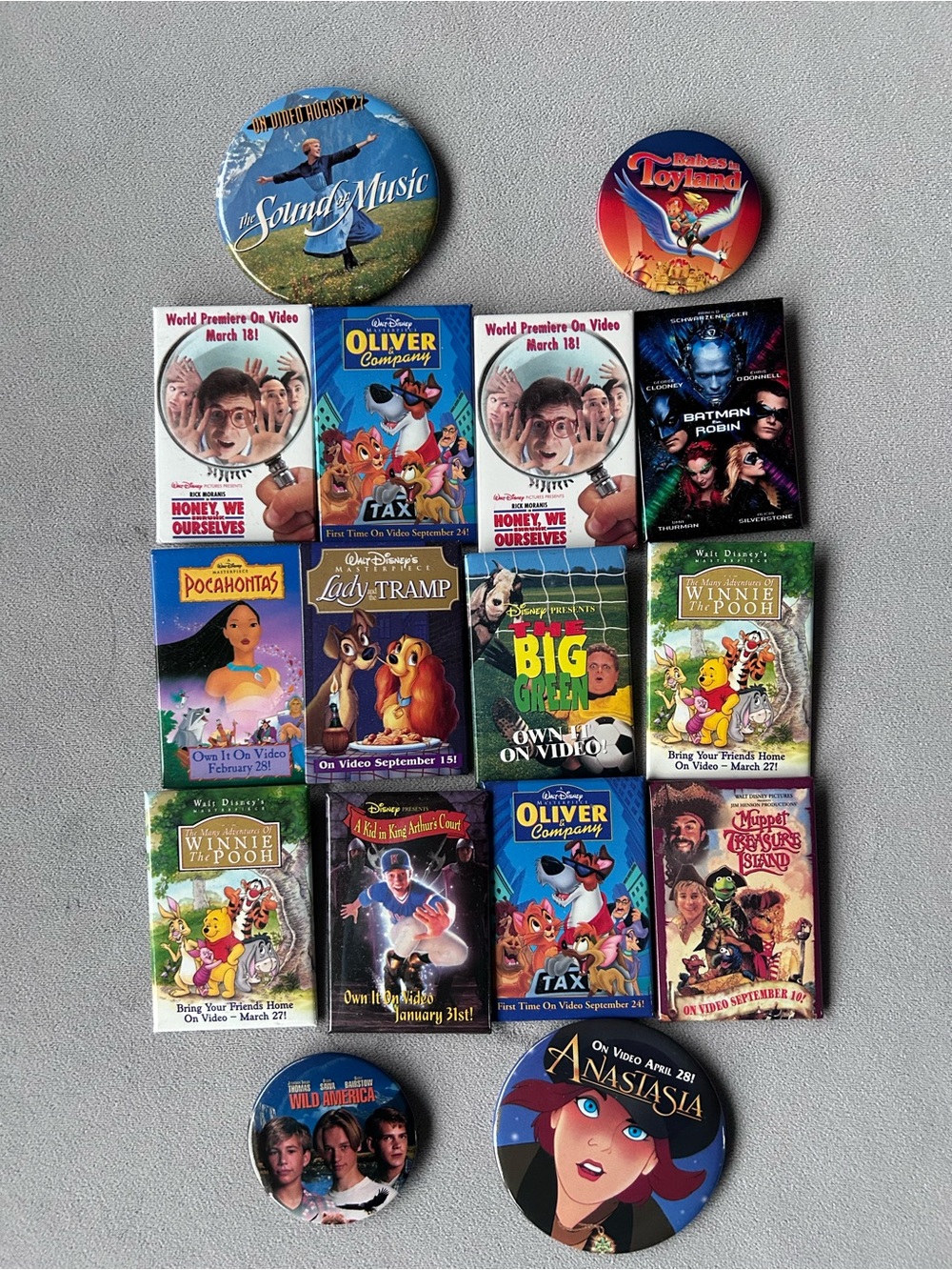 Set of 16 ~ Classic Movie Pins ~ Disney & More